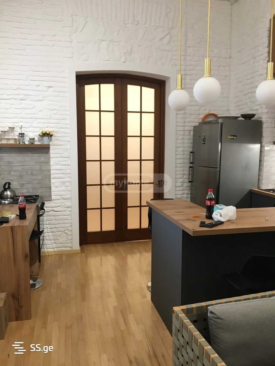cinamdzgrishvili st. 58 - 2 rooms