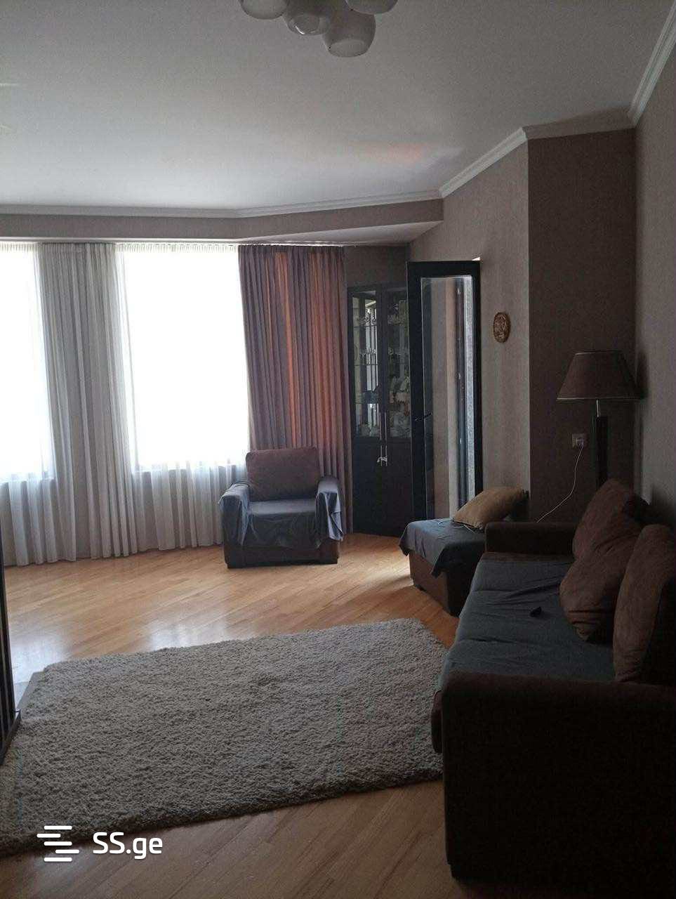 Квартира E. Amashukeli st. 14ა