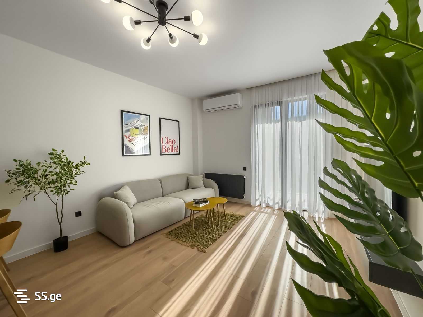 universiteti st. 46 - 3 rooms