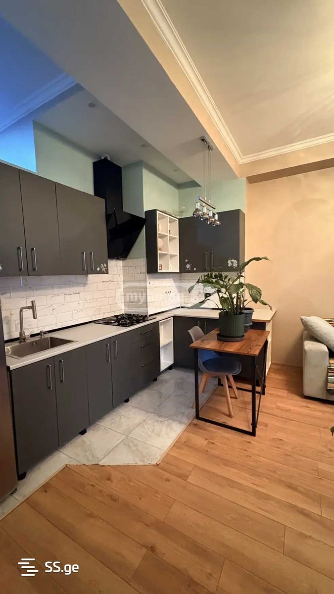 chkondideli st. - 3 rooms