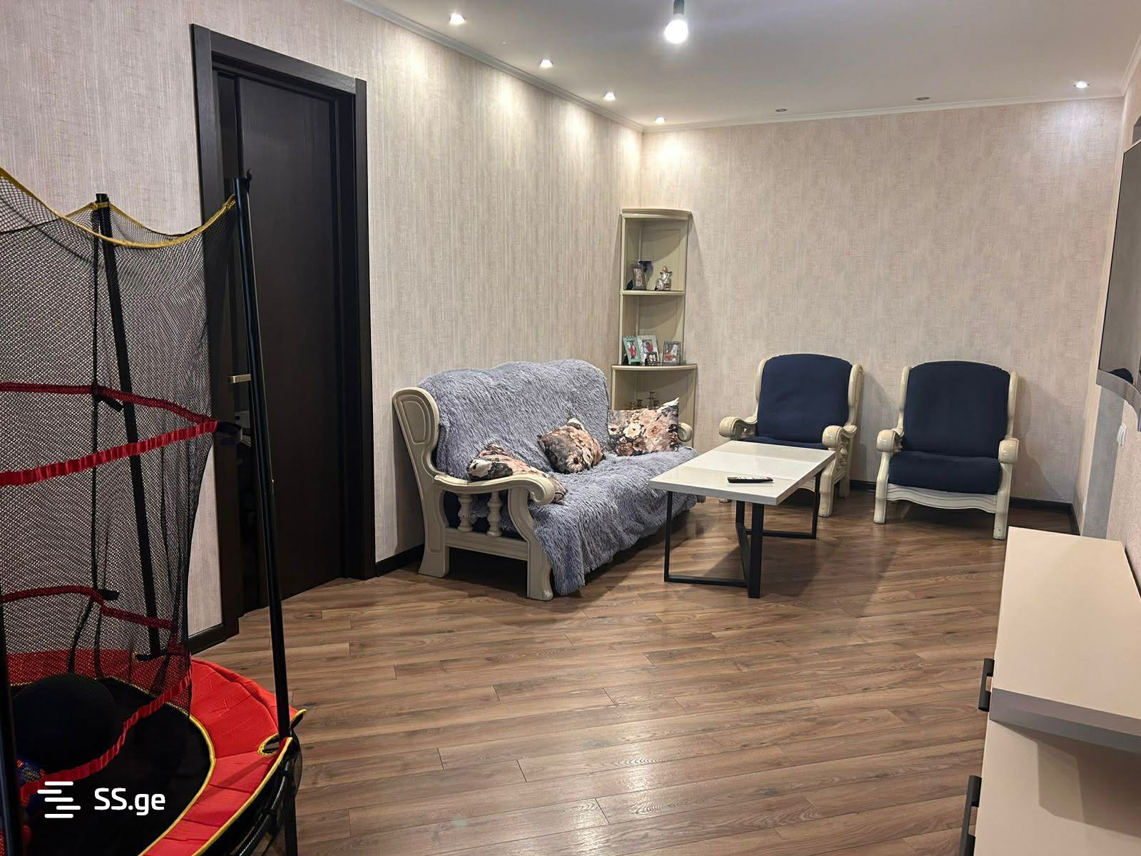 kvishkheti st. 4 - 5 rooms