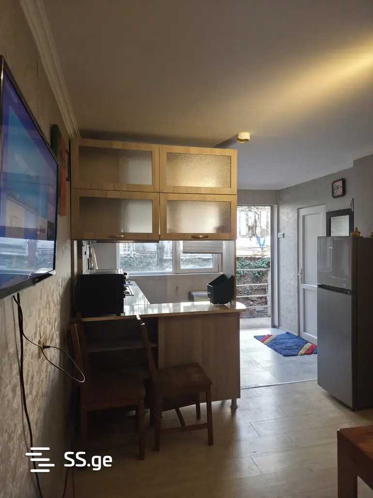 janashia st. - 2 rooms