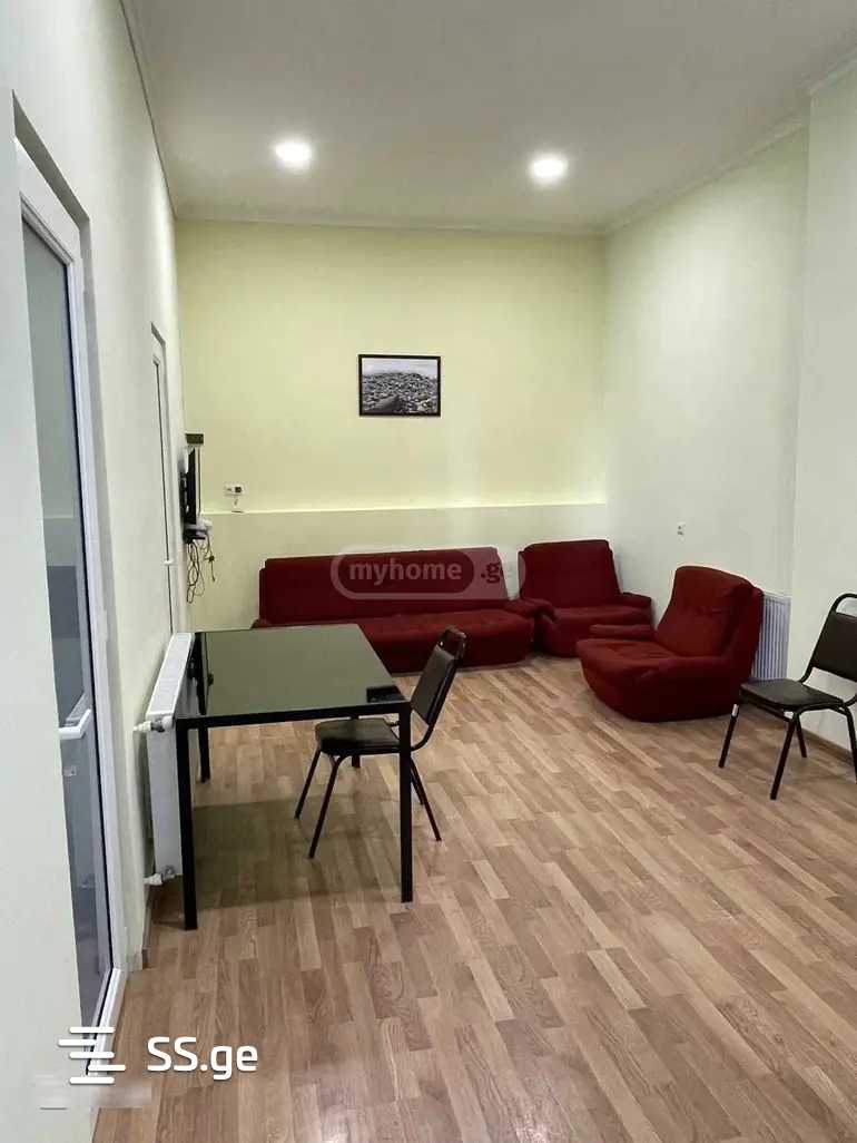 giorgi brtskinvale st. - 3 rooms