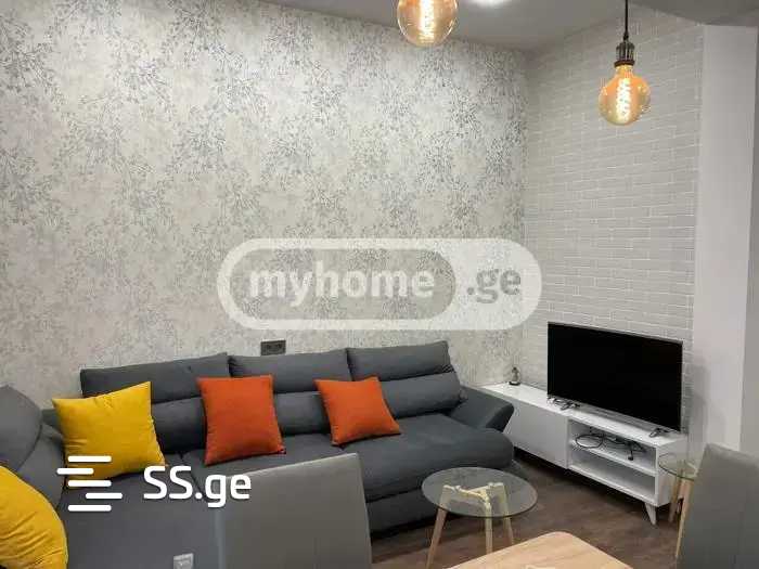 Ts. Dadiani st. (chugureti) - 3 rooms