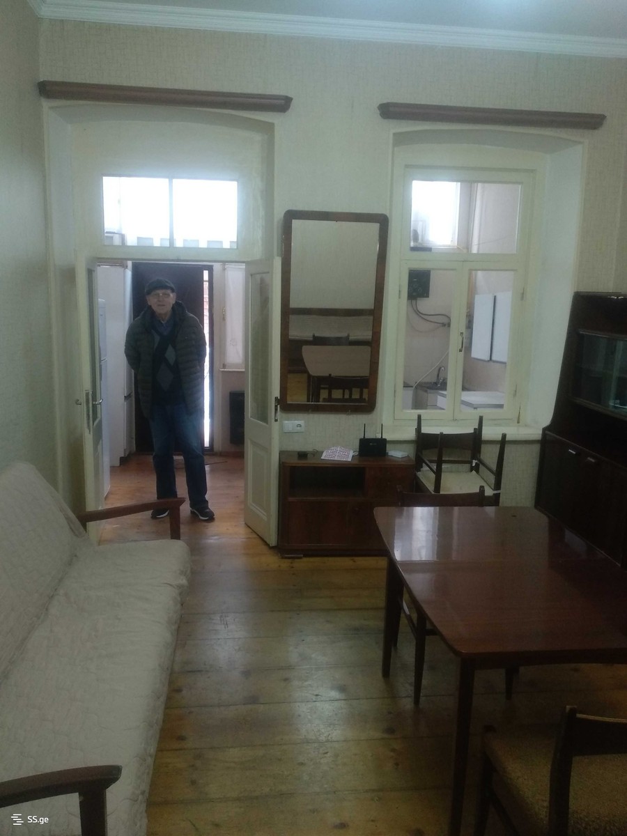 gori st. - 1 rooms