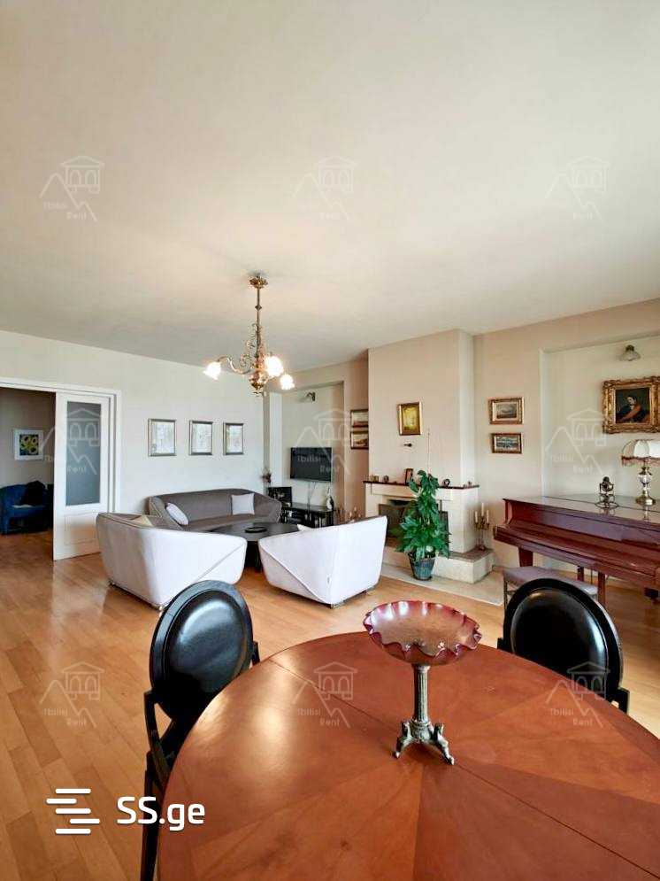 eristav-khoshtaria st. 1 - 4 rooms