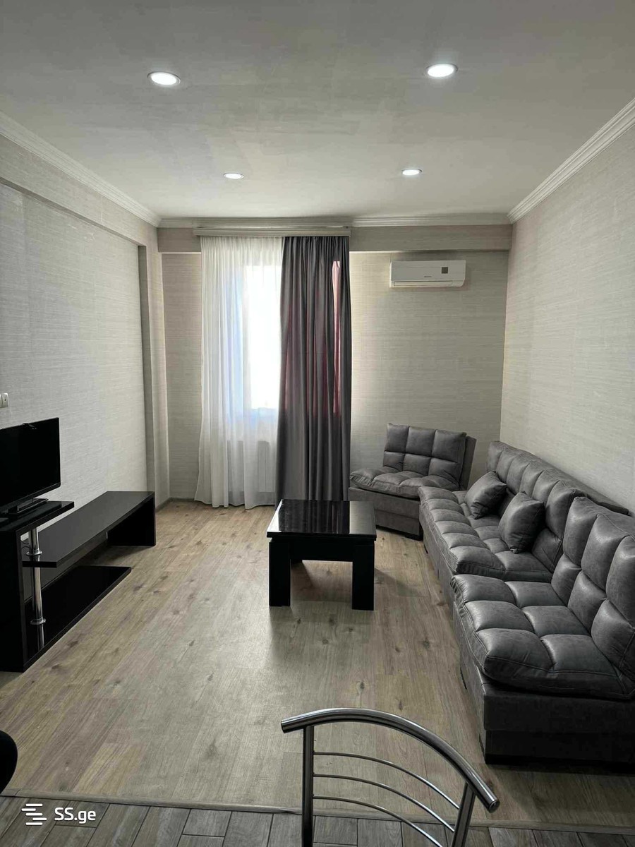 Kazbegi avenue - 3 rooms