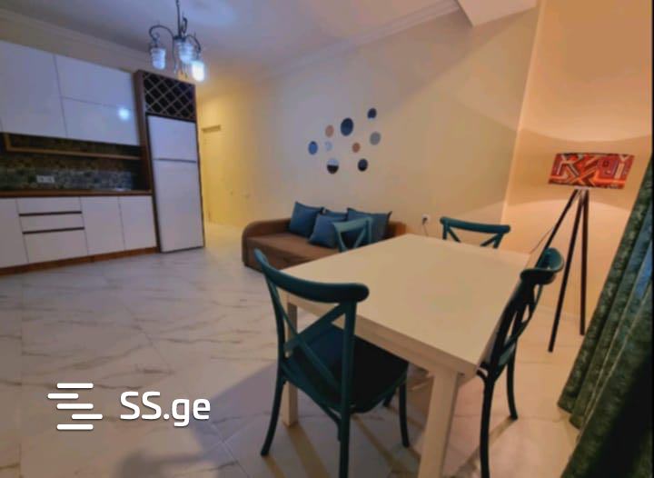 petre imeri st. 8 - 3 rooms