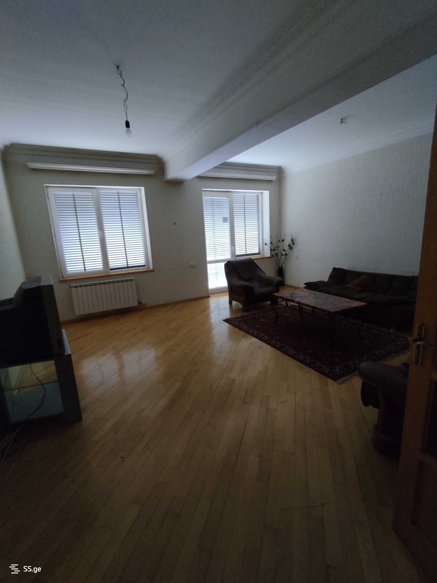 s. chikovani st. - 4 rooms