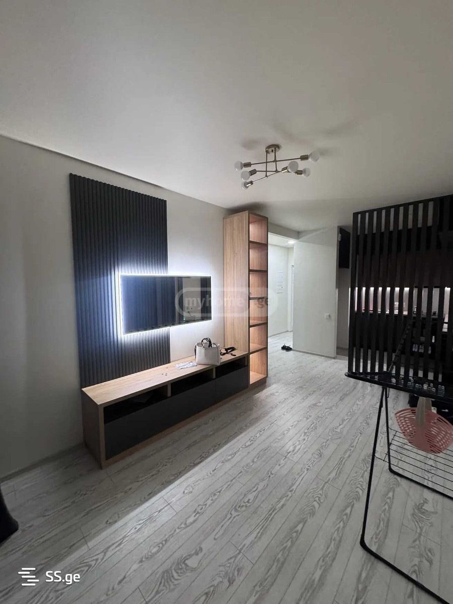 Marshal Archil Gelovani Ave. 8 - 2 rooms
