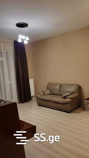 Bob walsh st. - 3 rooms