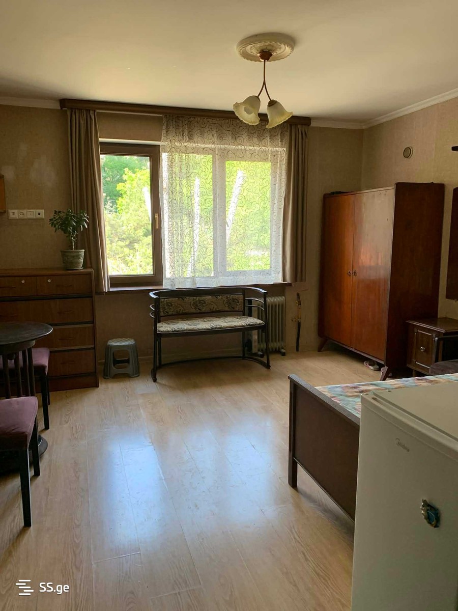 nucubidze st. 101 - 1 rooms