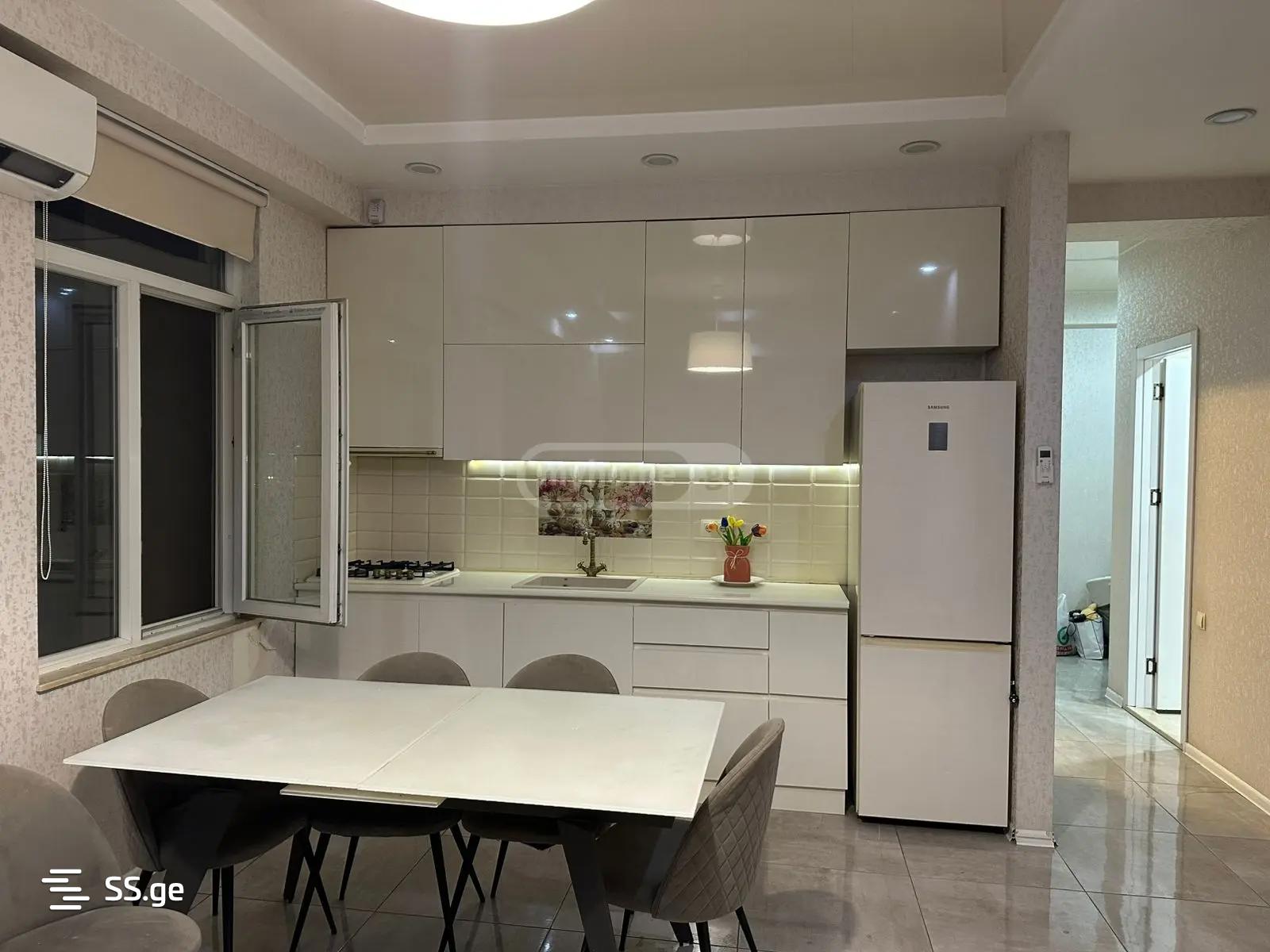 Квартира Tinatini st. 3