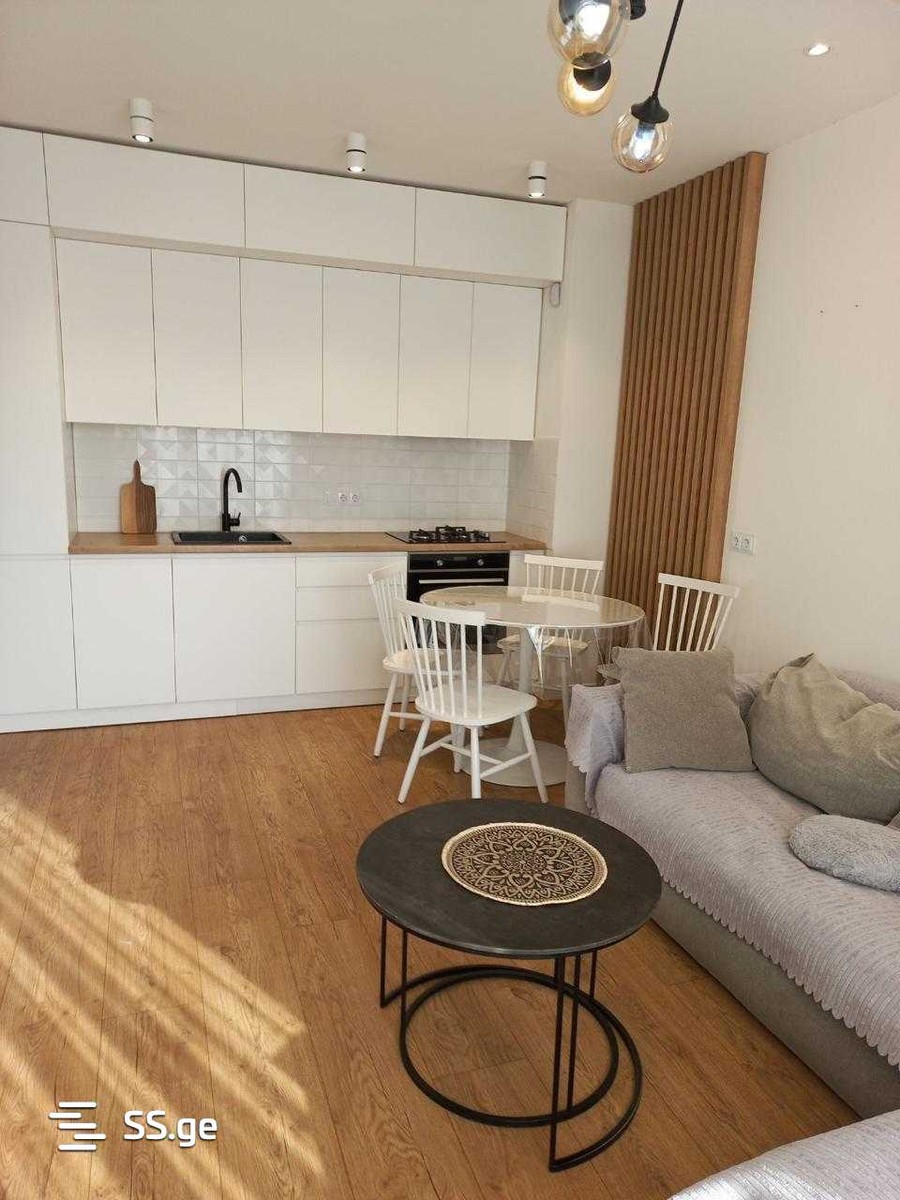 chkondideli st. 111 - 3 rooms