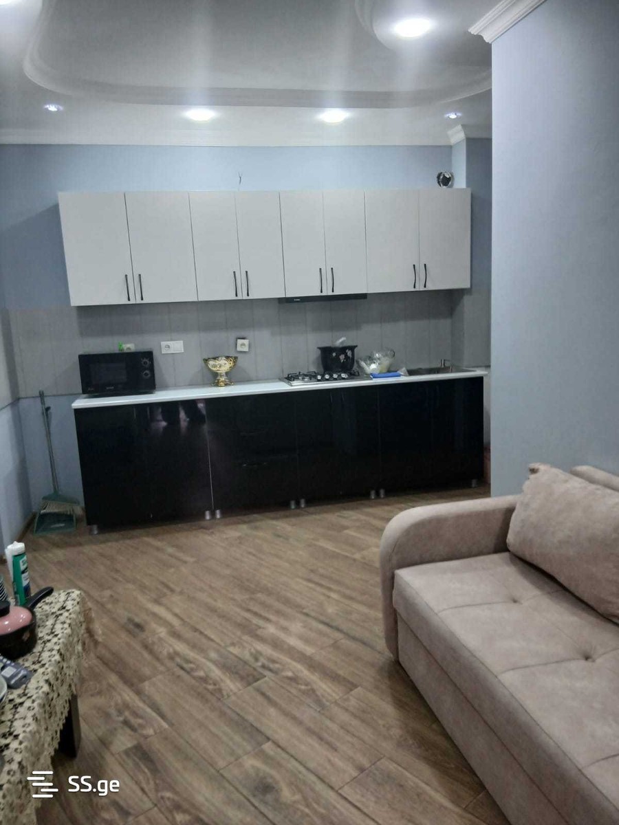 Khimshiashvili st. 47 - 3 rooms