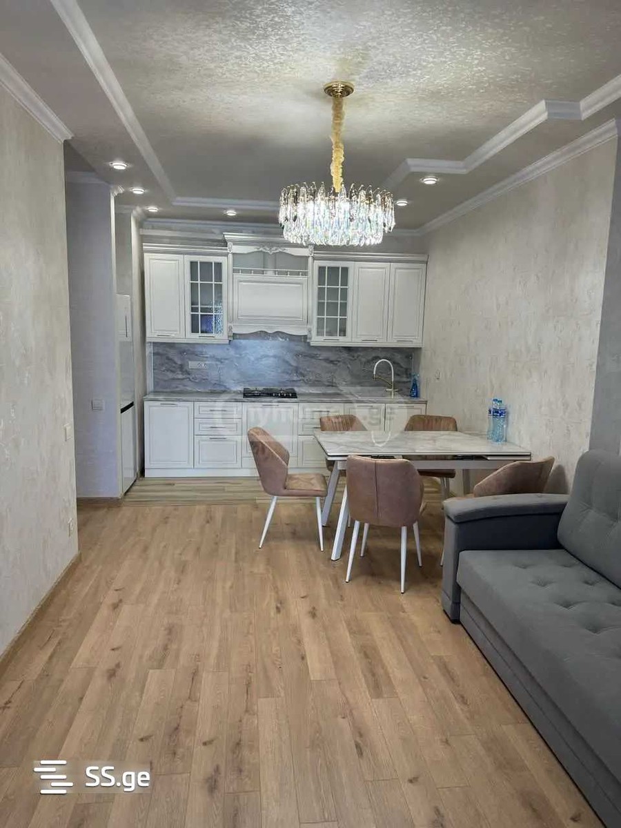 Marshal Archil Gelovani Ave. - 3 rooms