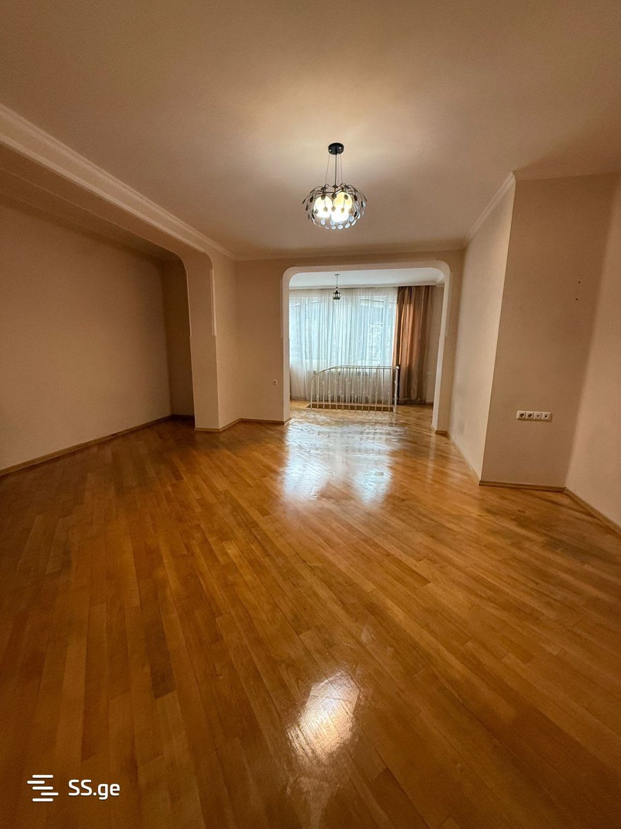 Tamarashvili st. (Saburtalo) 10 - 4 rooms