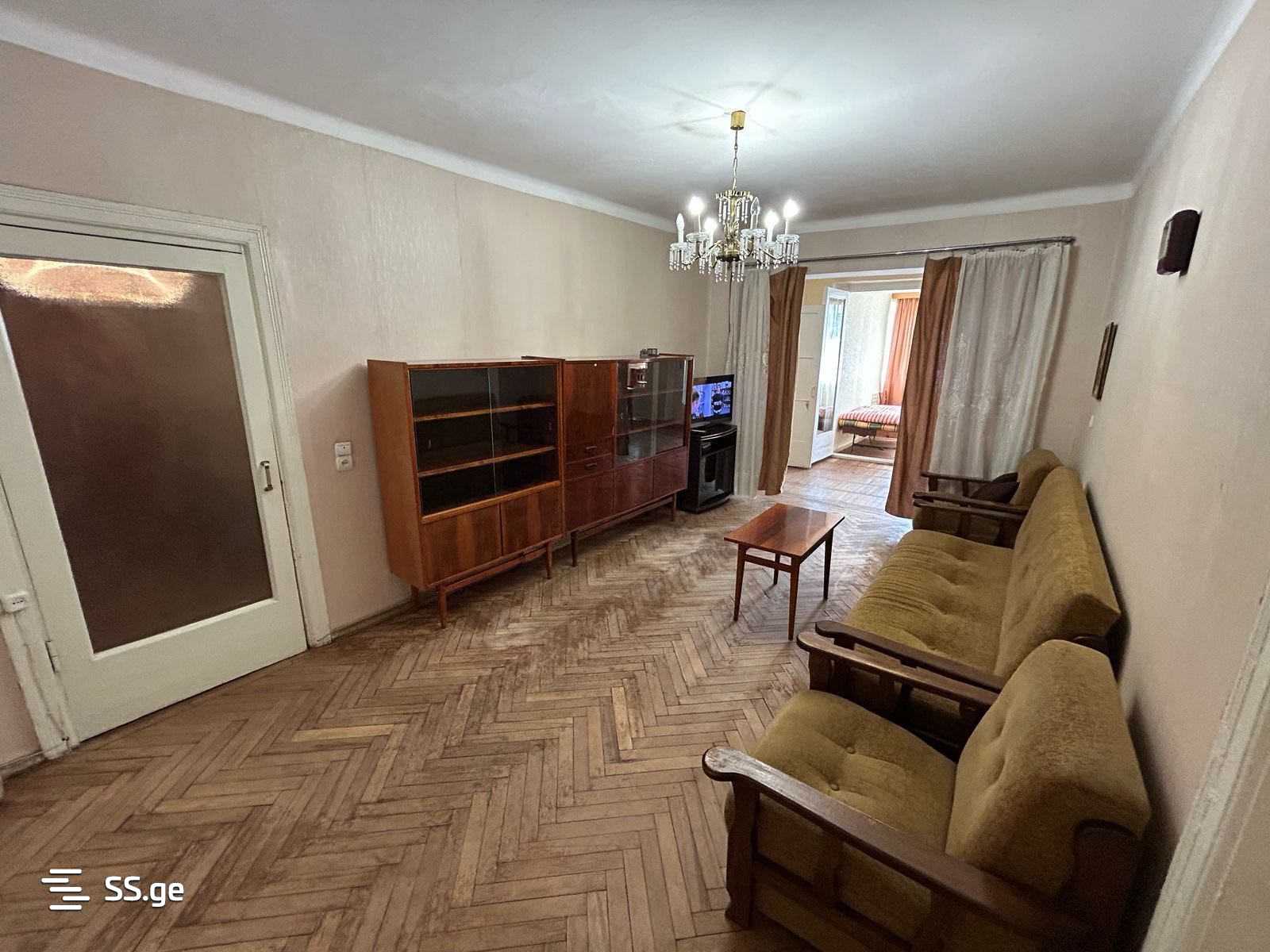 Kazbegi avenue 6 - 4 rooms