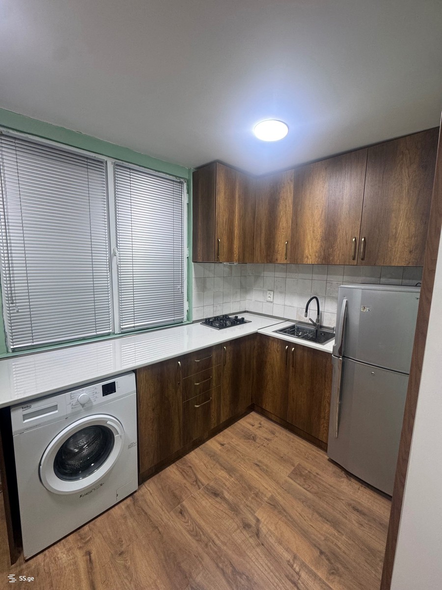 razikashvili st. 5 - 1 rooms