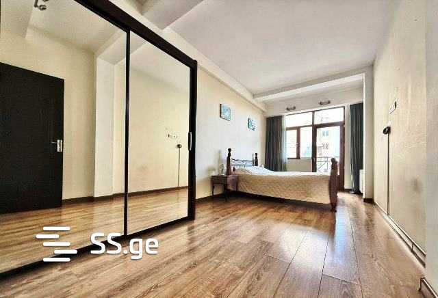 barnovi st. - 2 rooms