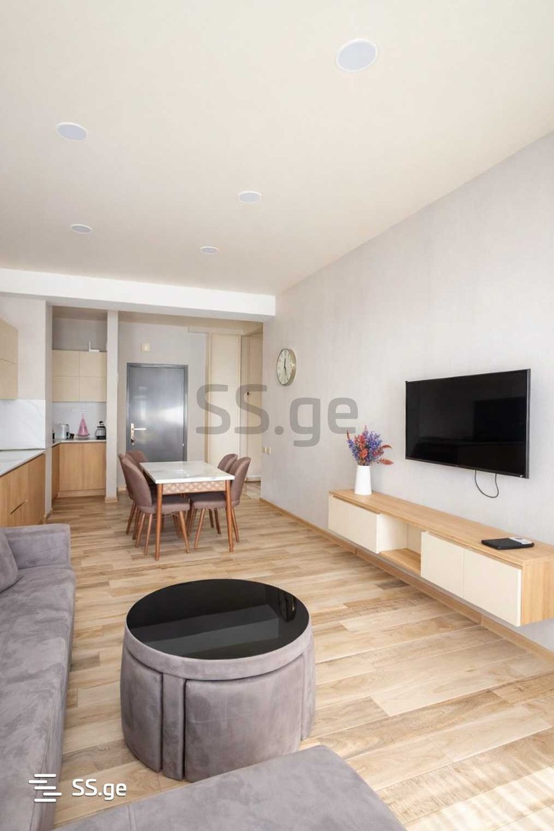 Holbruki st. 9a - 2 rooms