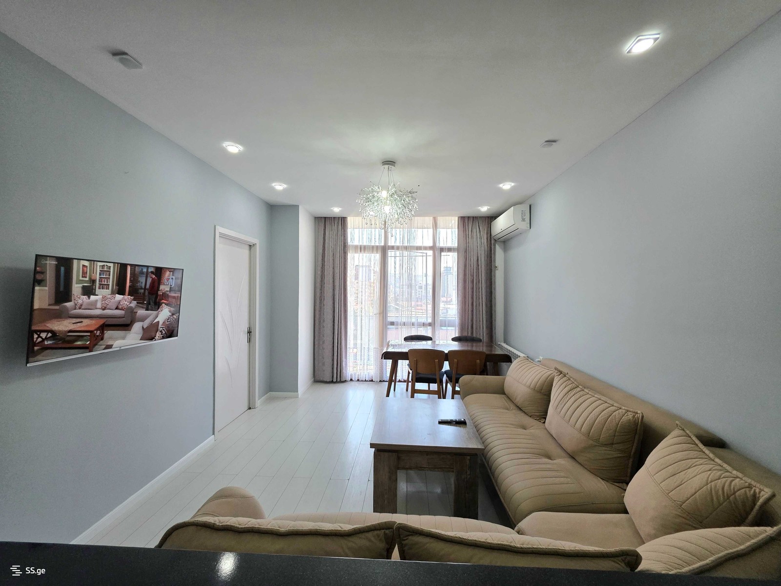 Chavchavadze st. 37 - 4 rooms