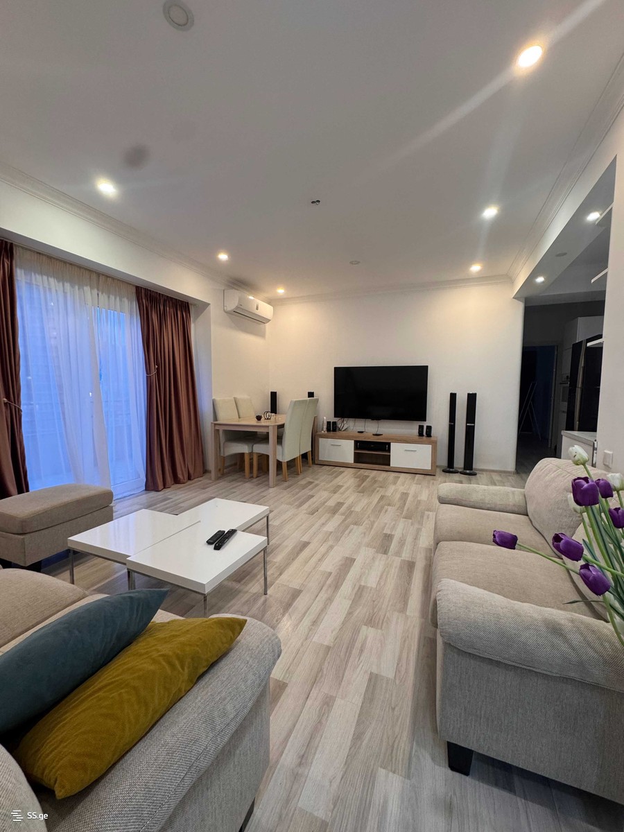 nucubidze st. მიმდებარედ - 3 rooms