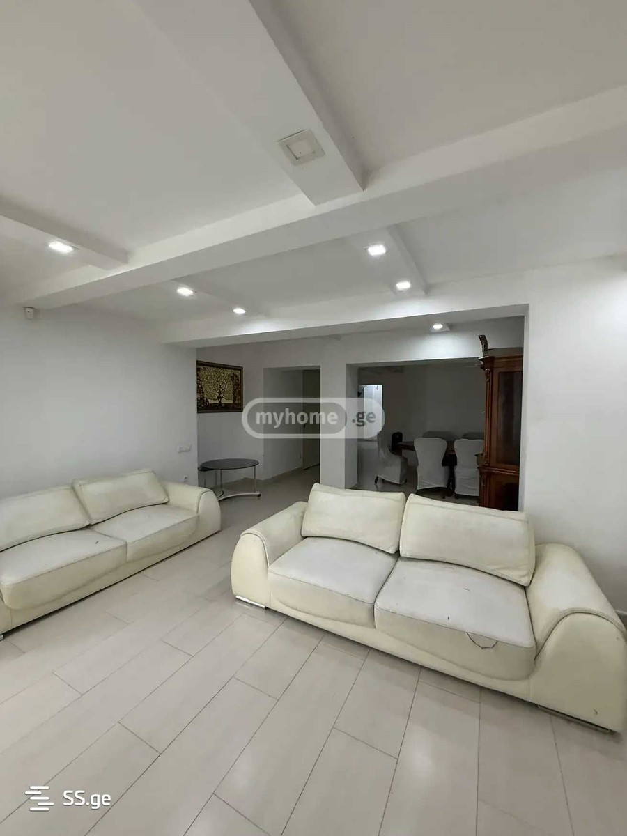 pekini st. - 4 rooms