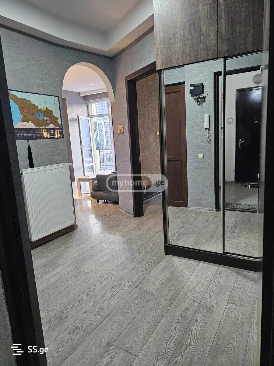 chkondideli st. 64 - 3 rooms