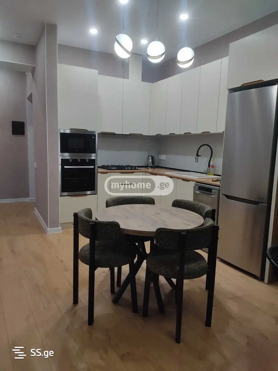 universiteti st. - 3 rooms