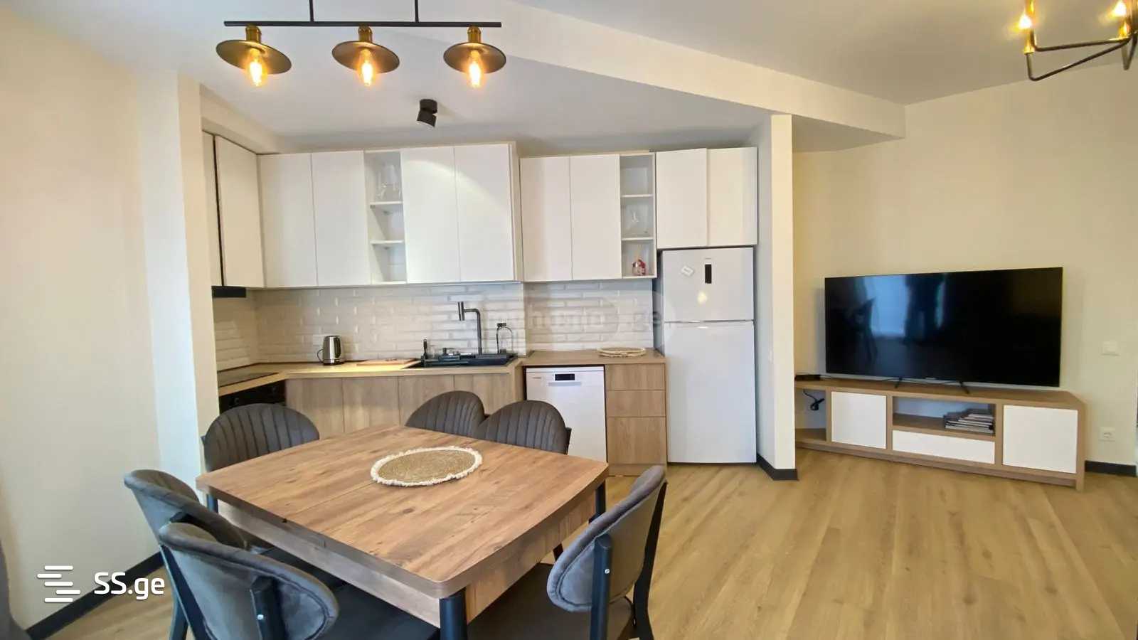 universiteti st. - 3 rooms