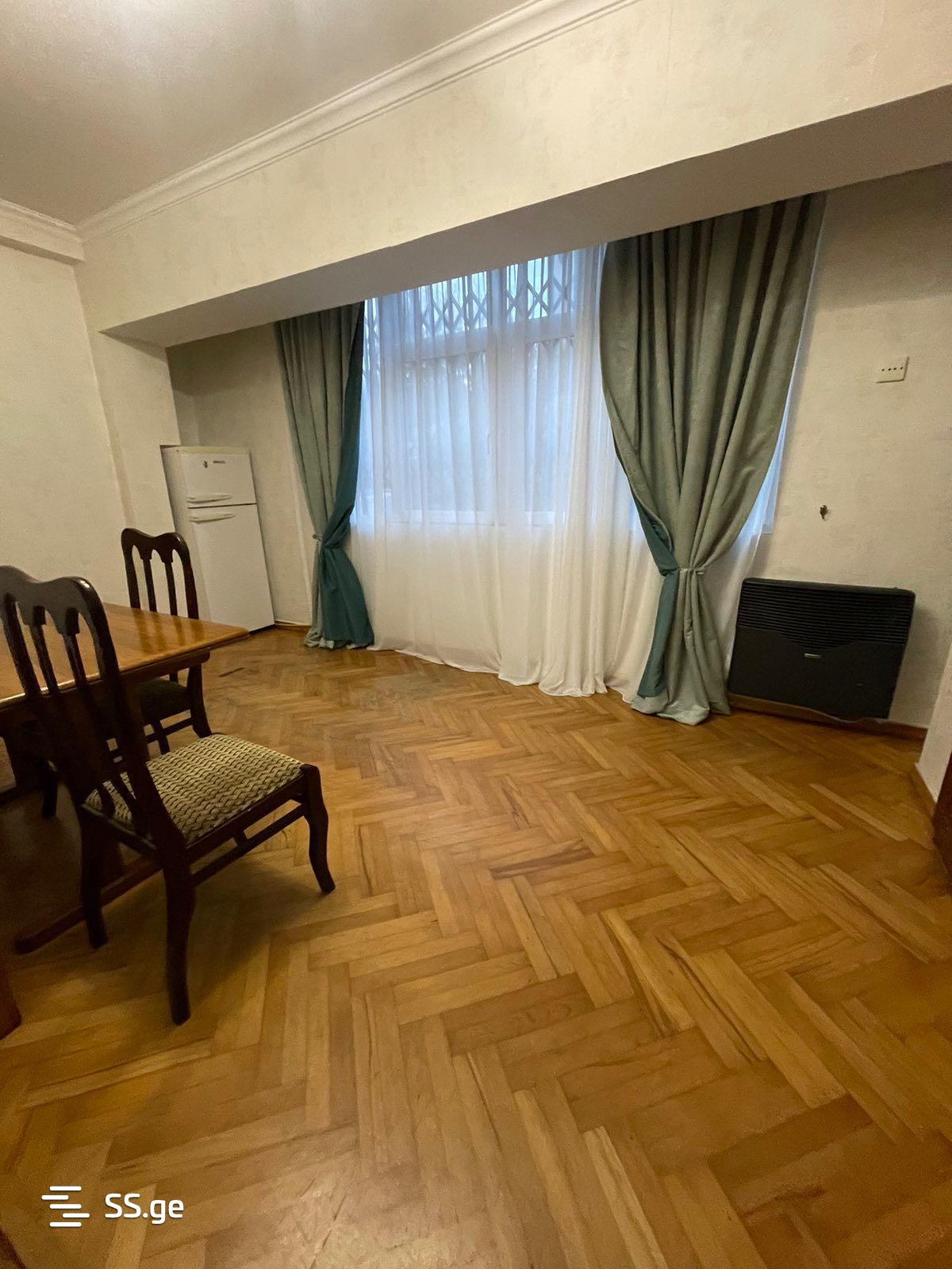 Квартира a.wereTlis avenue 82