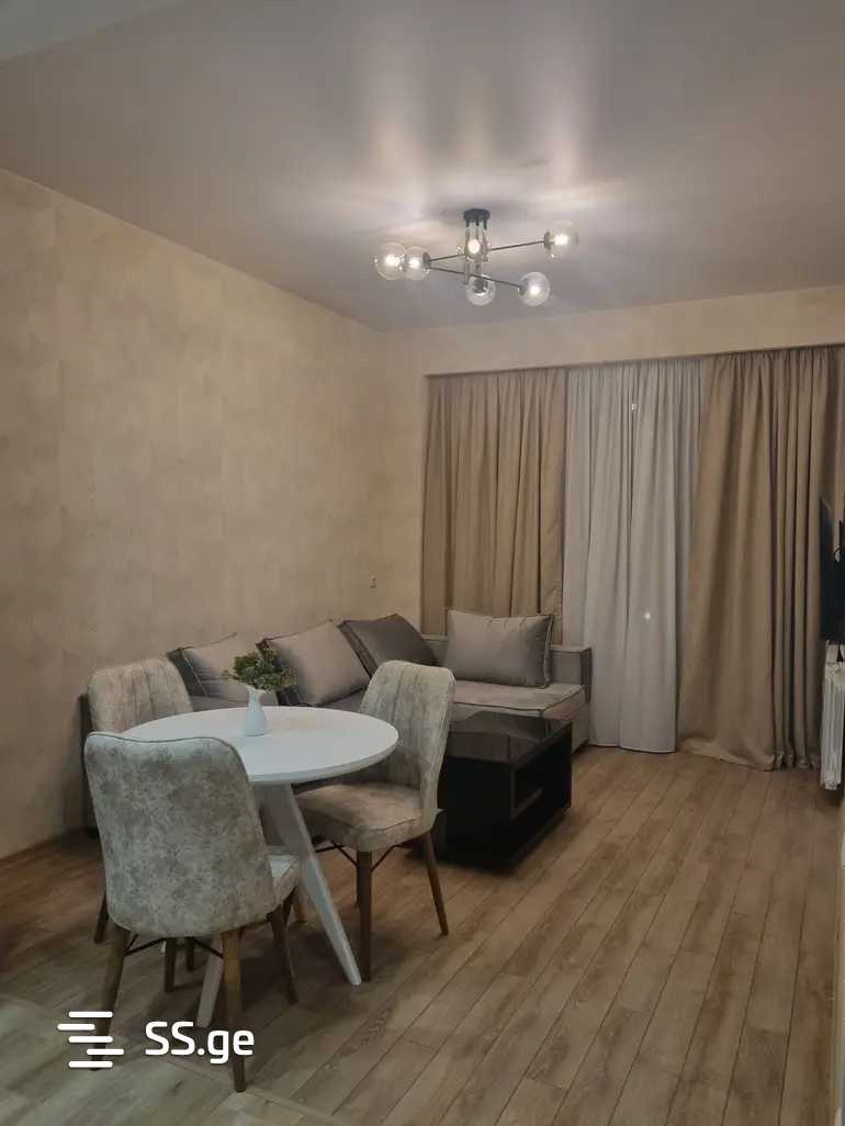 Квартира parnavaz mepe avenue