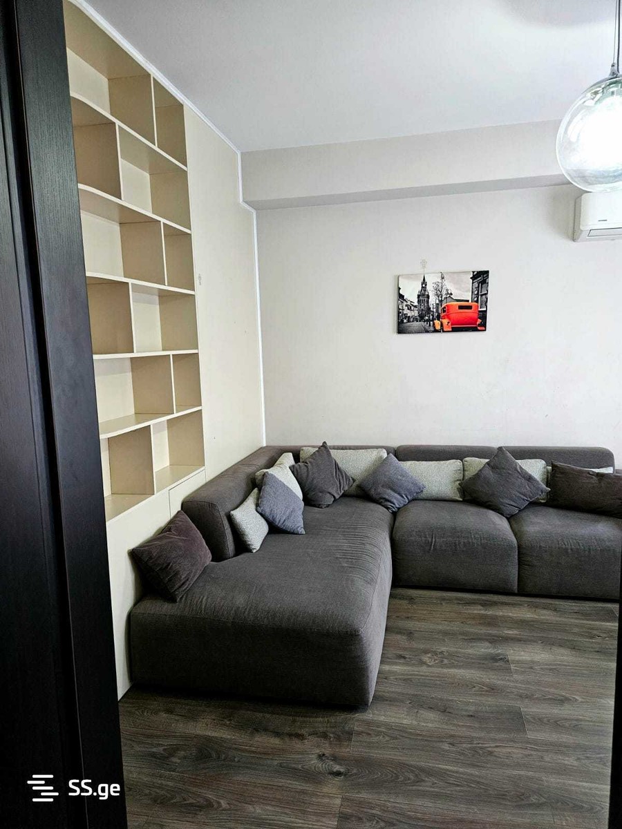 nucubidze st. 82 - 2 rooms