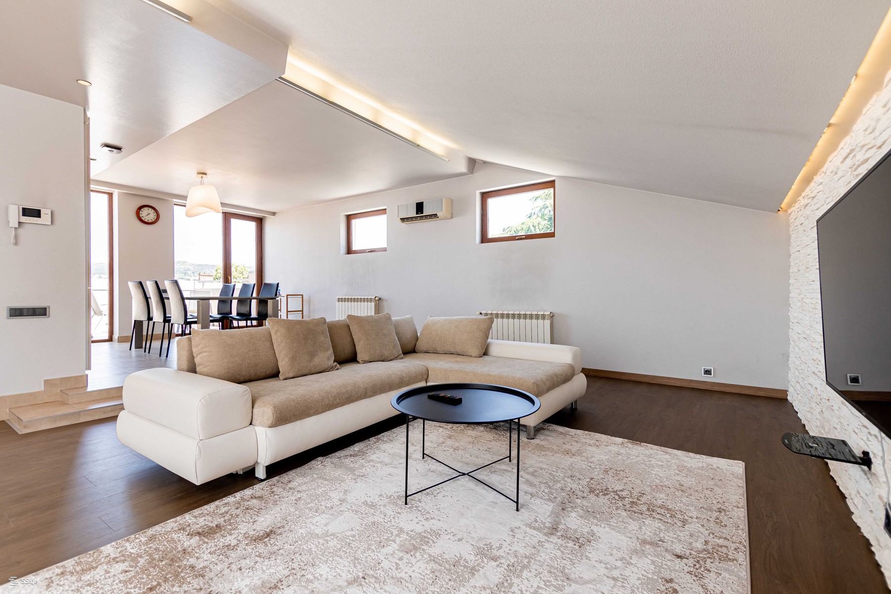 g. akhvlediani st. - 3 rooms