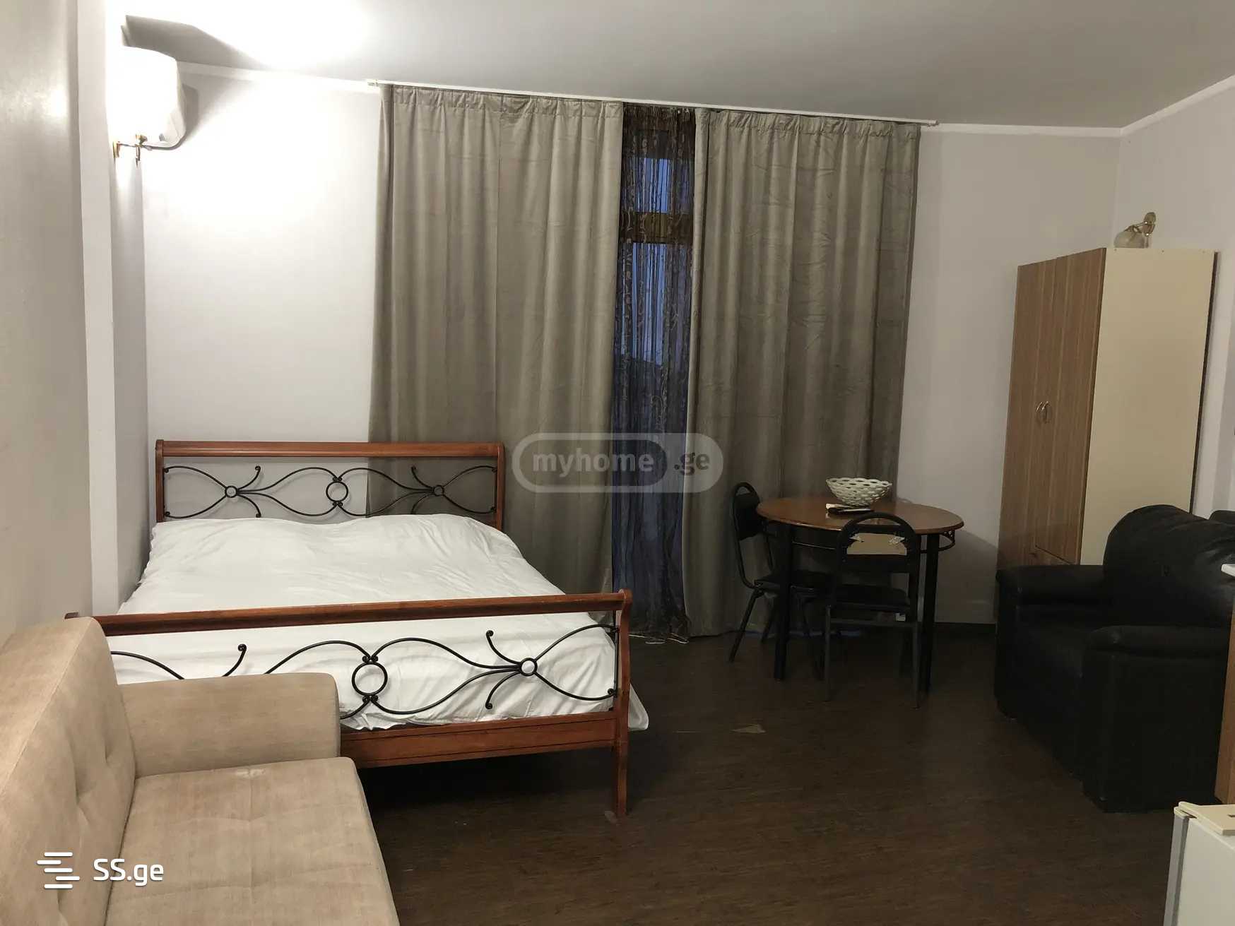 Квартира pekini st. 4