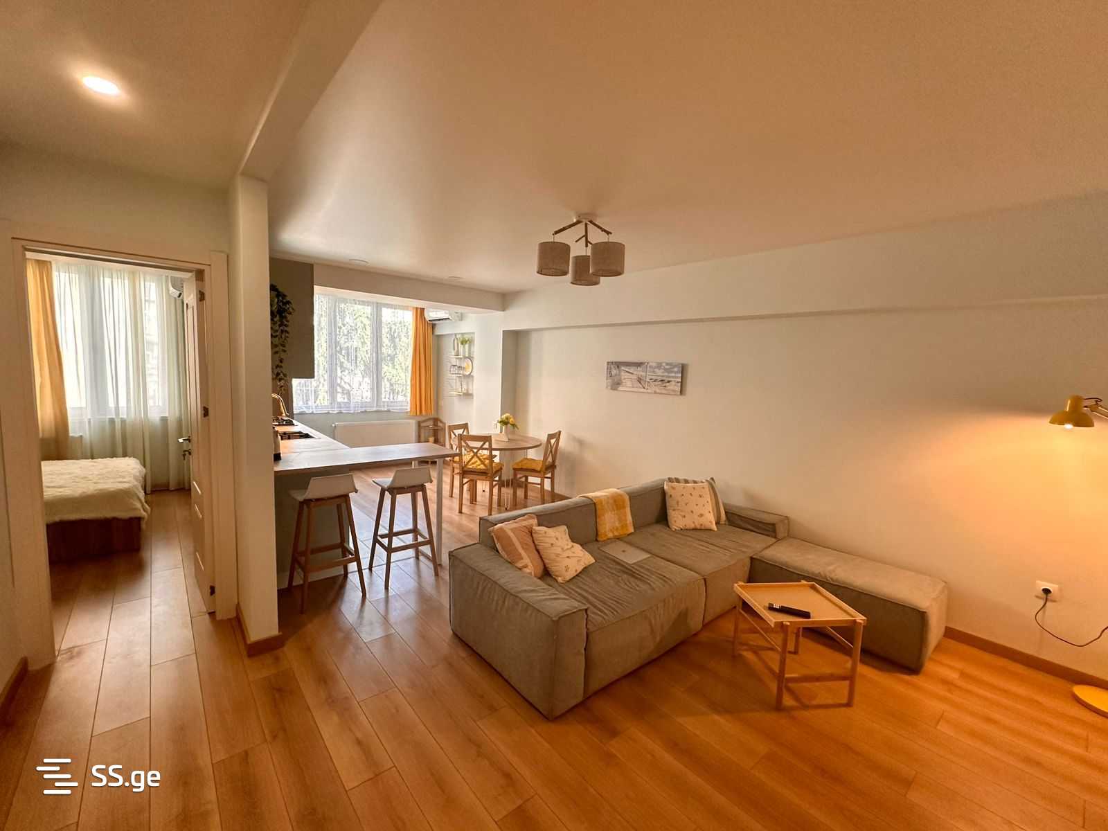 Квартира agmashenebeli ave