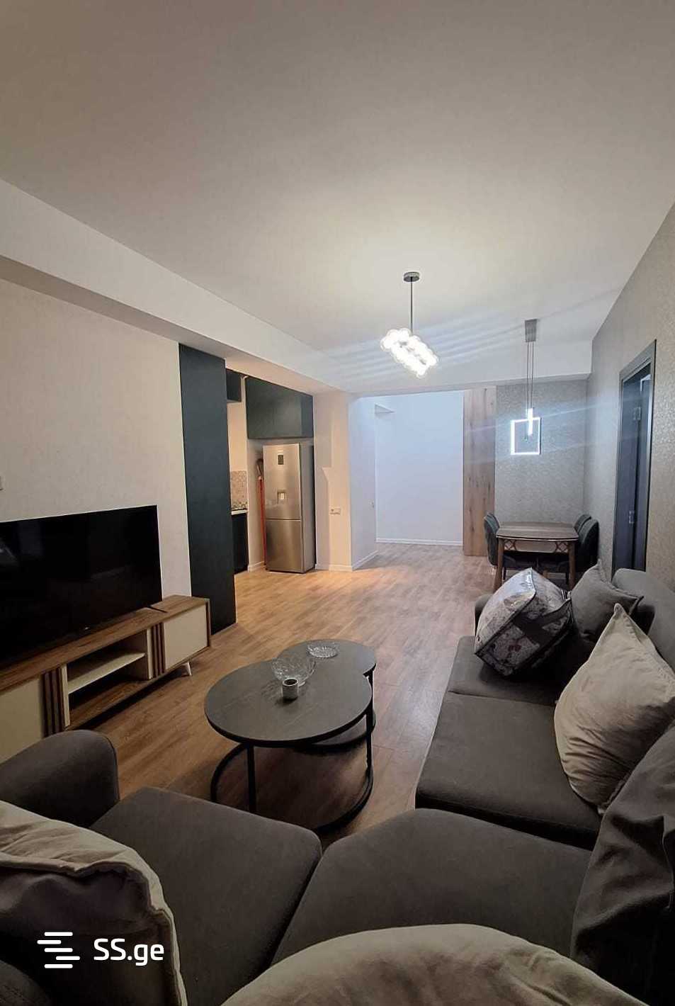 Квартира pekini st.