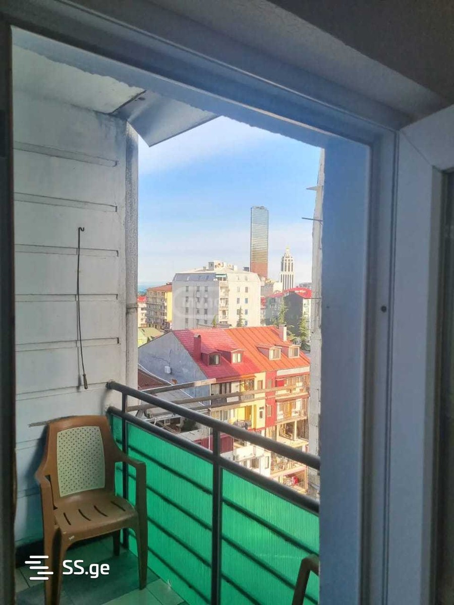 M. Lermontov Street 37 - 2 rooms