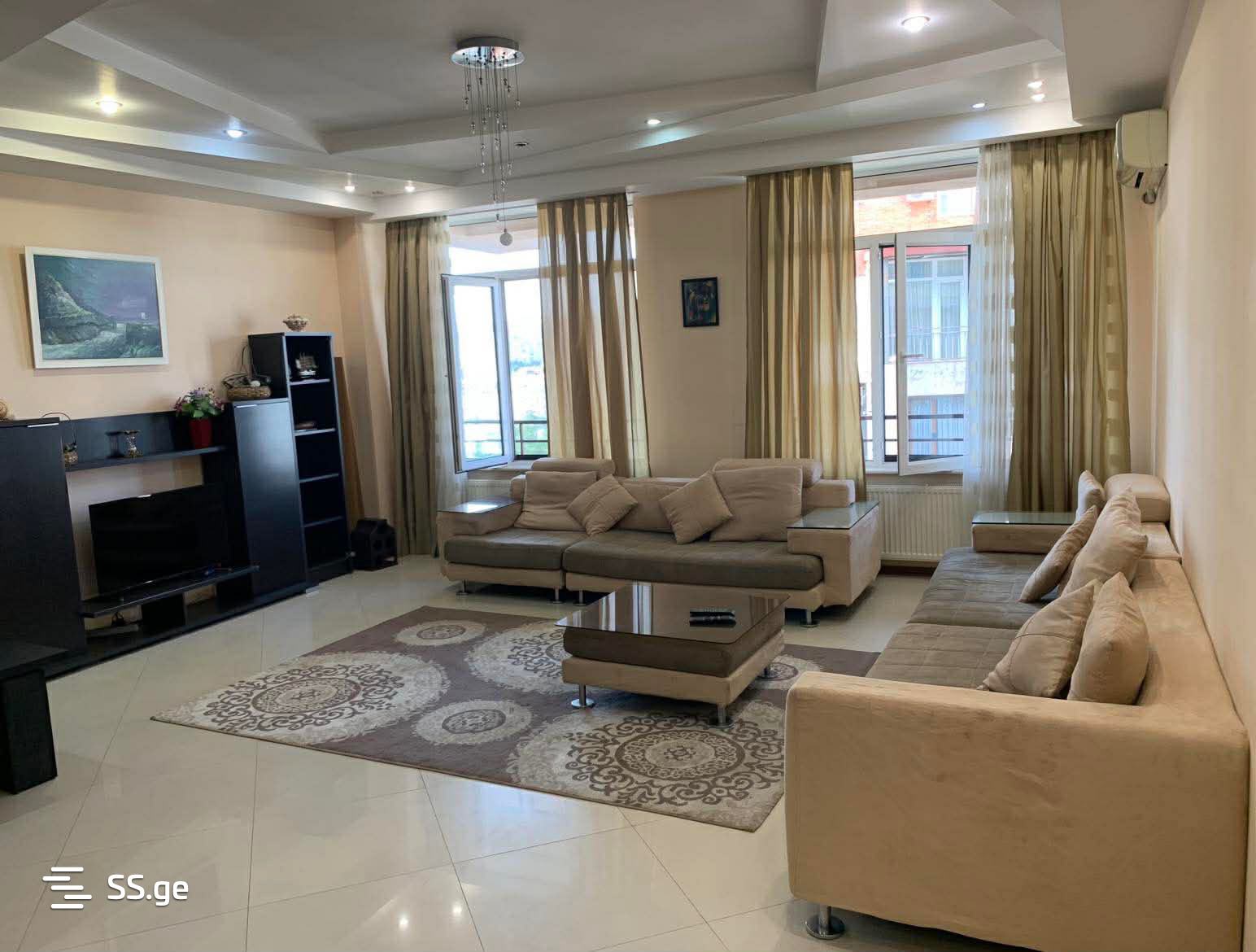 mckheta st. - 3 rooms