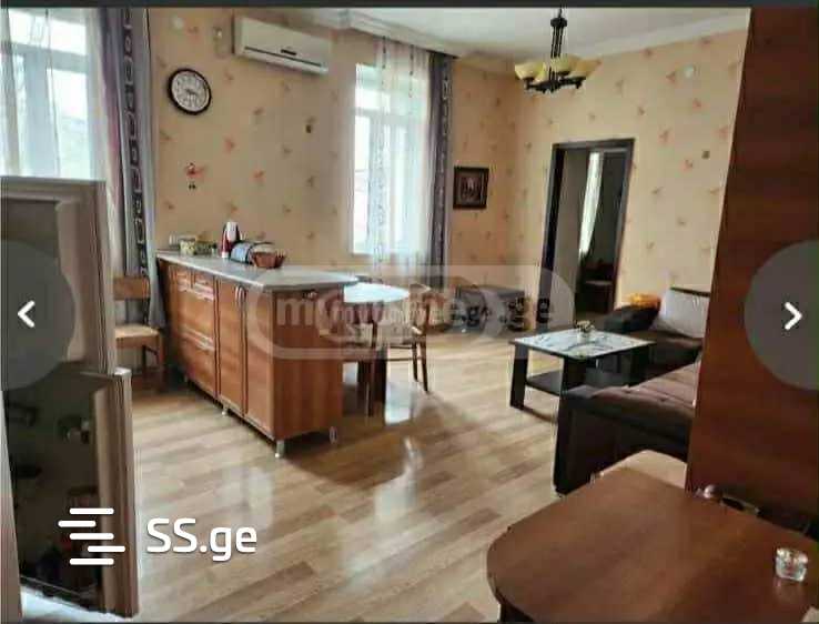 Квартира cinamdzgrishvili st.