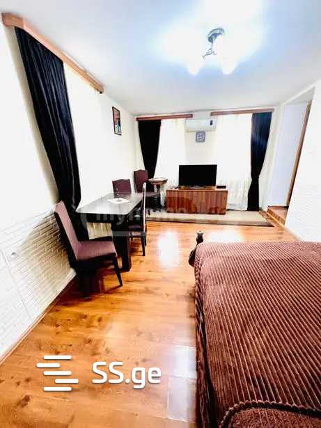 Квартира ckhemi st.