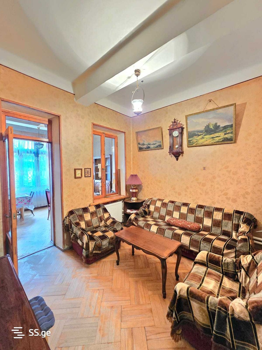 kekelidze st. 10 - 4 rooms