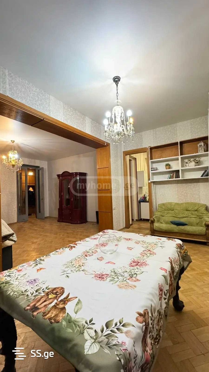 sairme st. 6 - 3 rooms