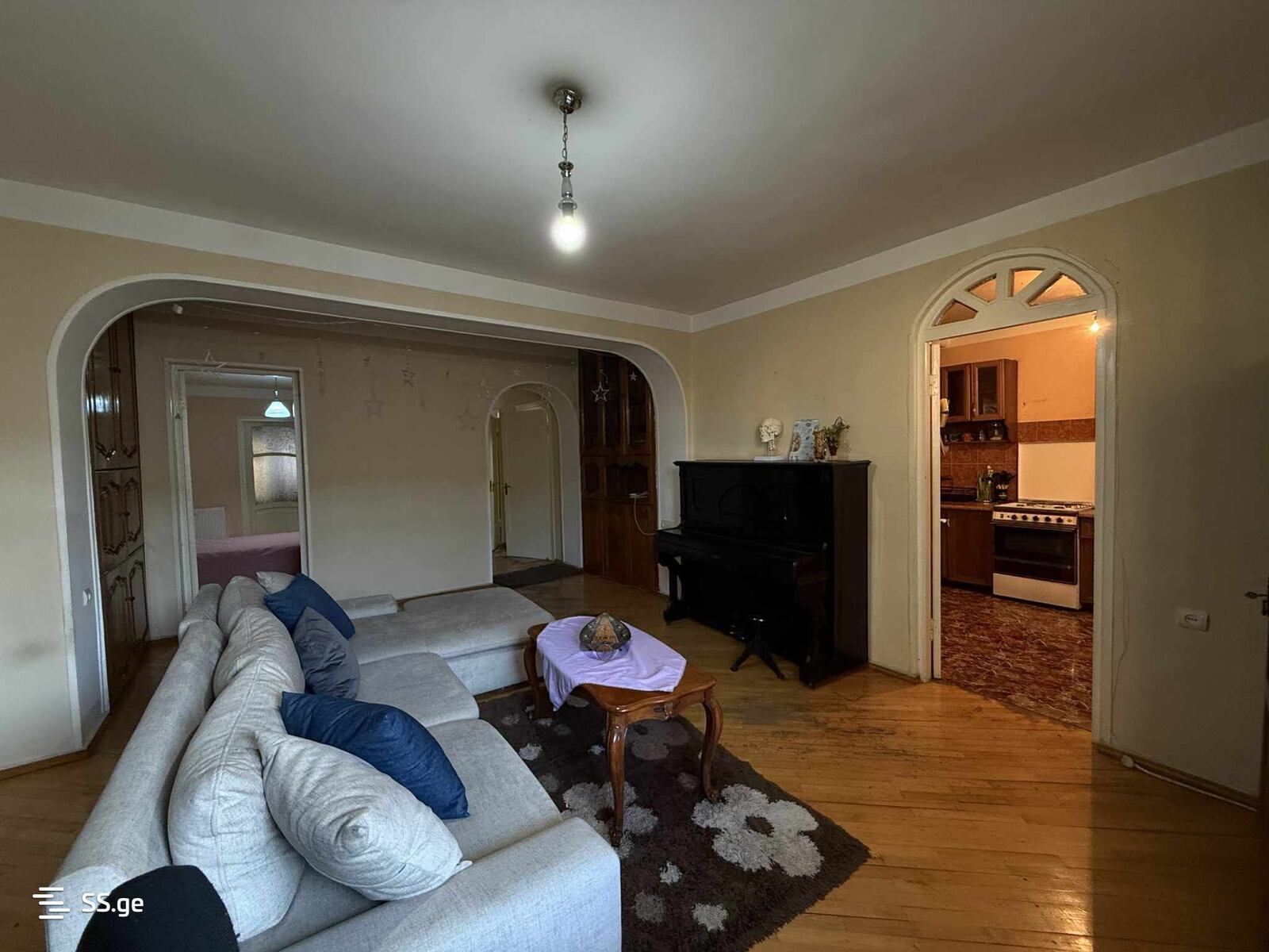 Квартира pekini st.