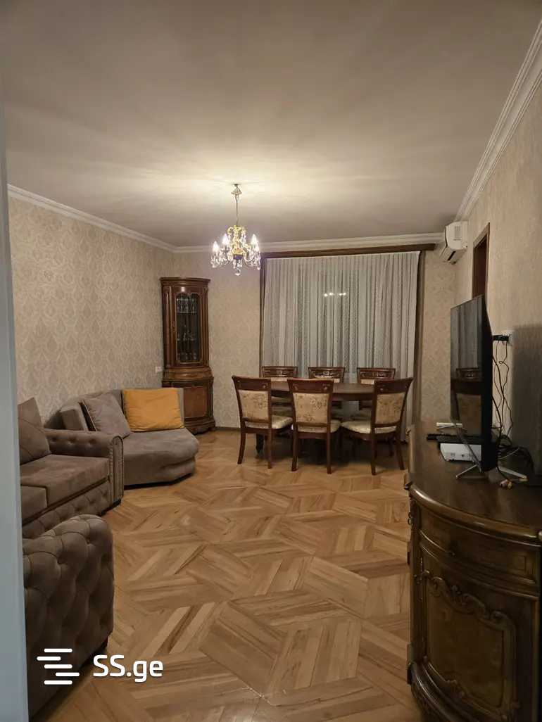 samtredia st. 2 - 3 rooms