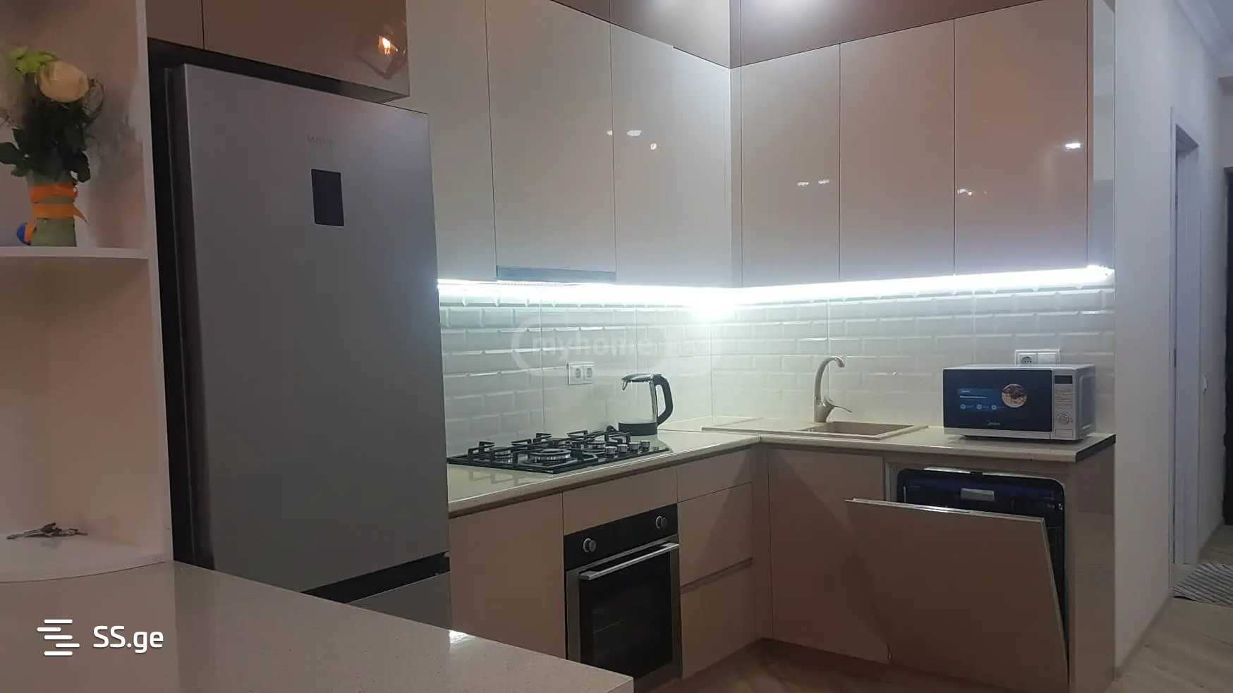 Marshal Archil Gelovani Ave. - 2 rooms