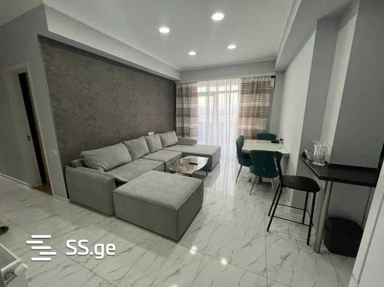 i. vekua st. 119 - 3 rooms