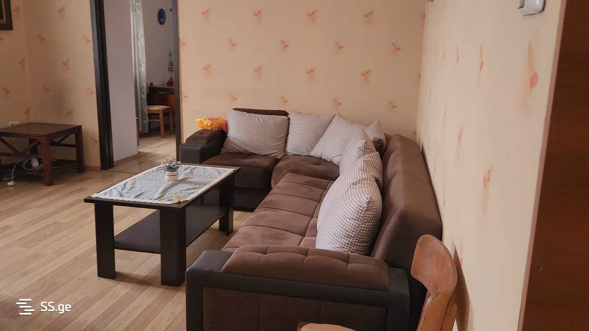 cinamdzgrishvili st. 119 - 2 rooms