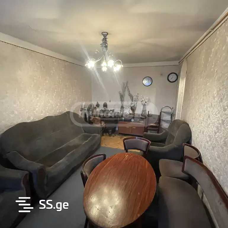 Квартира pekini st.